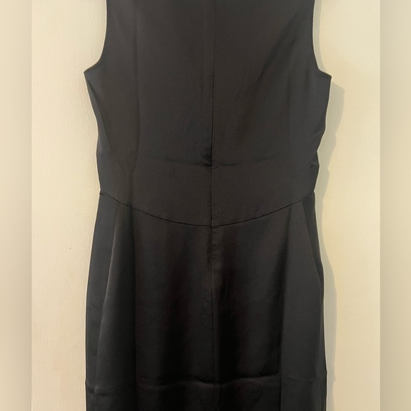 Banana Republic Elegant Black Sleeveless Dress with cowl neckline size 6 (E120) - Picture 10 of 16
